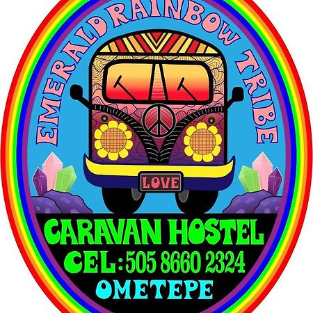 Rainbow Caravan Hostel Las Pilas Luaran gambar