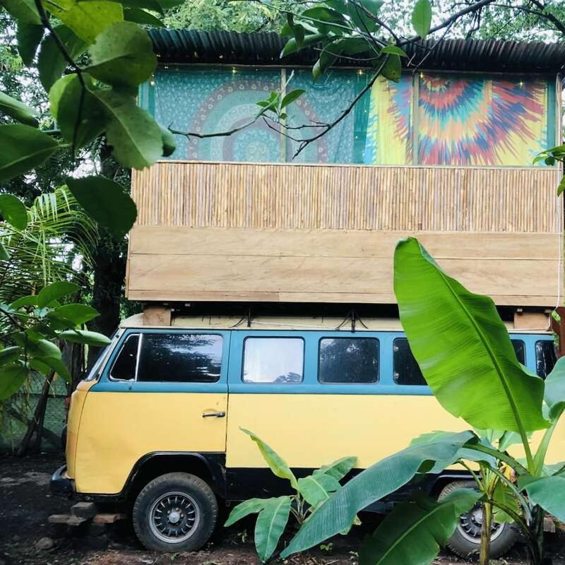 Rainbow Caravan Hostel Las Pilas Luaran gambar