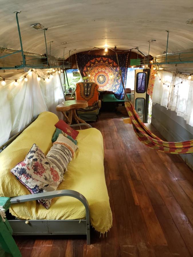 Rainbow Caravan Hostel Las Pilas Luaran gambar